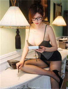 村里来了个洋媳妇